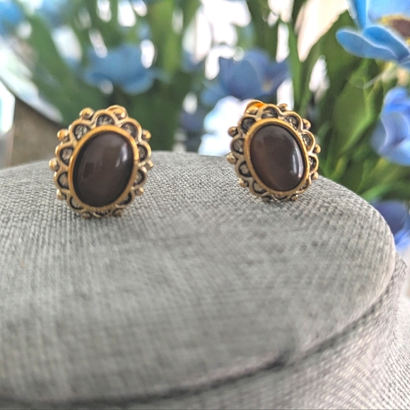 Vintage, Cabochon Tigers Eye Style Clip On Earrings - Picture 4 of 10